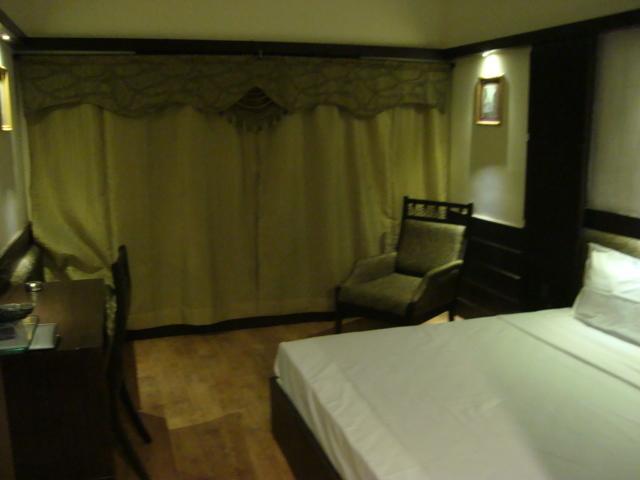 The Rajshahi Palace Hotel Indore Room photo